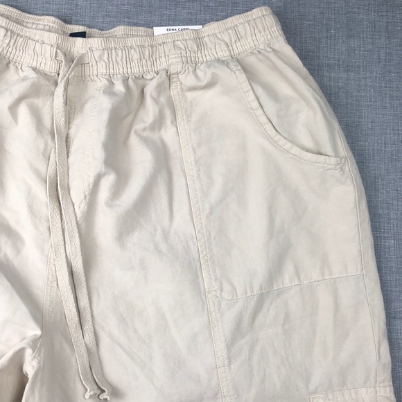 0X 1X Plus Size Beige Comfort Waist Capri Pants - Picture 3 of 5